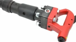 Air Chipping Hammer: 2,100 BPM, 3" Stroke Length