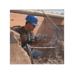 Air Chipping Hammer: 2,200 BPM, 2" Stroke Length
