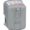 1 and 3R NEMA Rated, 40 to 60 psi, Electromechanical Pressure and Level Switch