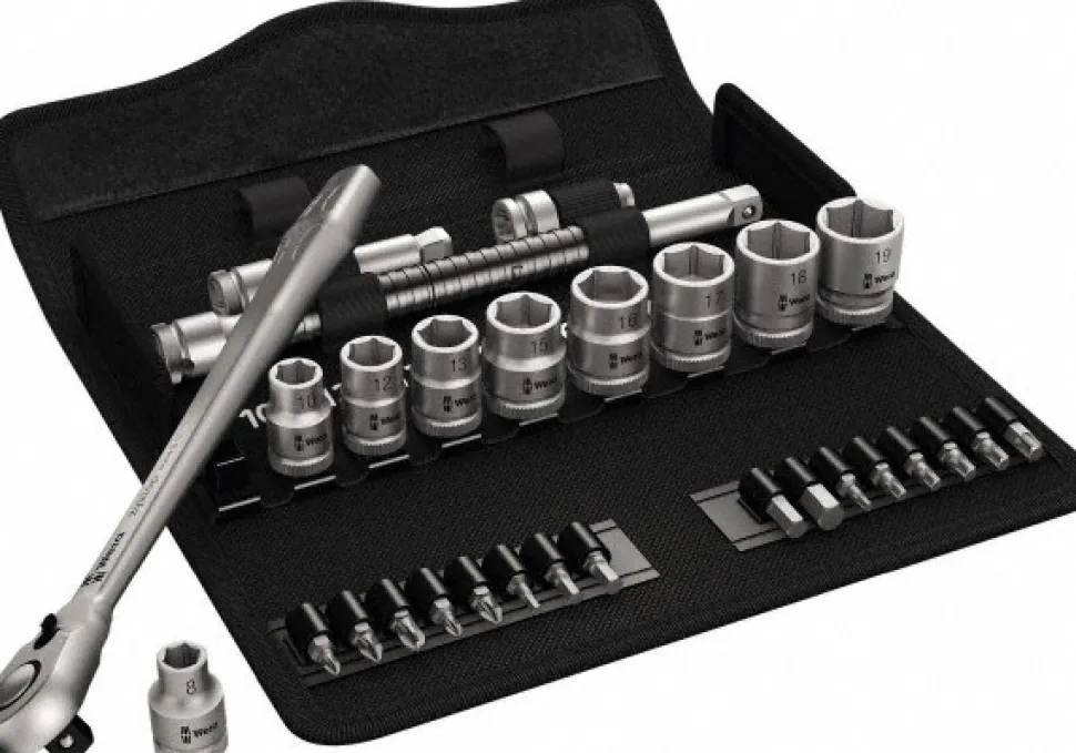 Combination Hand Tool Sets: Set Type: Bit Set, Socket; Number Of Pieces: 29; Measurement Type: Metric
