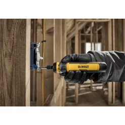 Cordless Screwdrivers: Handle Type: Ergonomic; Voltage: 3.60; Speed (RPM): 0 to 450; Batteries Included: Yes