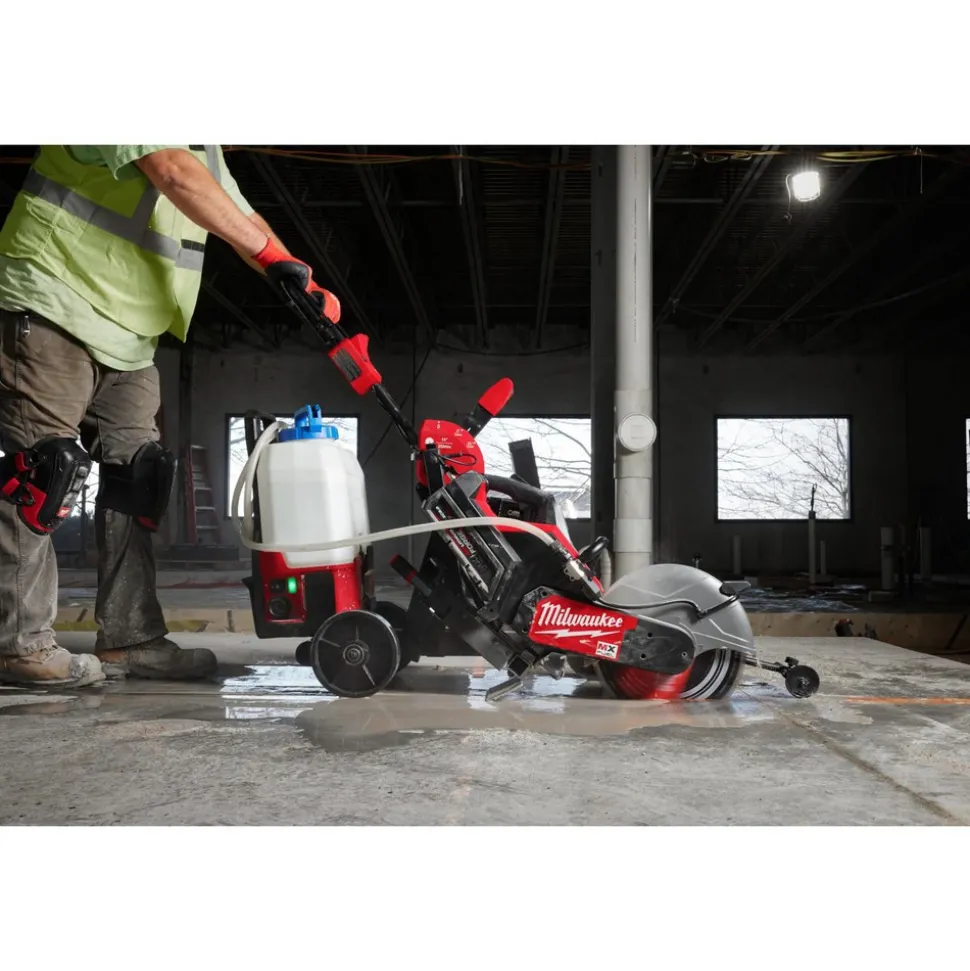 Cut-Off Saw Cart Kit: Includes M18™ SWITCH TANK™ Water Supply (2820-21WS)