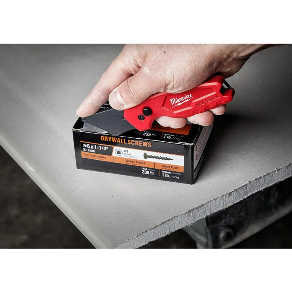 FASTBACK™ Compact Folding Utility Knife