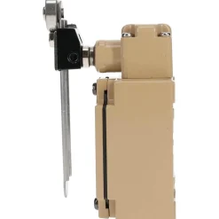 General Purpose Limit Switch: SPDT, NC, Roller Lever, Side