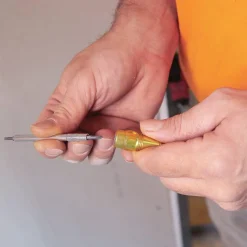 4-in-1 Bit Screwdriver
