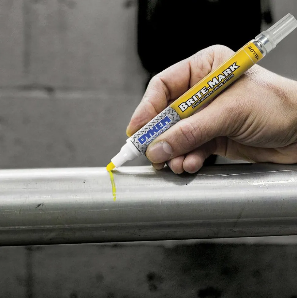 Liquid Paint Marker: Yellow, Oil Base, Line & Medium Tip