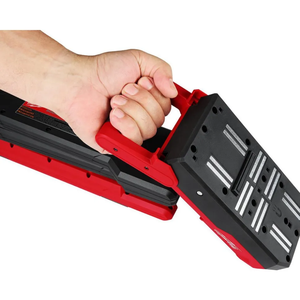 M18™ Magnetic Extendable Boom Light