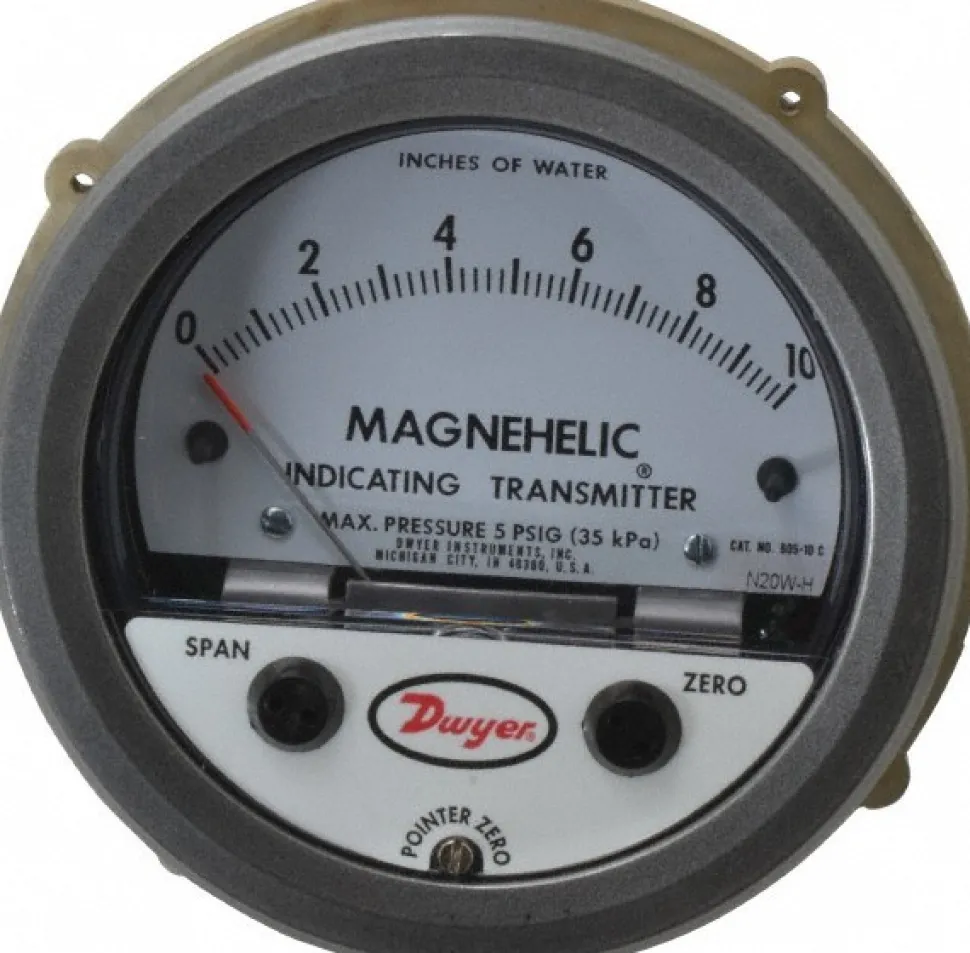 10 Max psi, Differential Pressure Transmitter with Indication