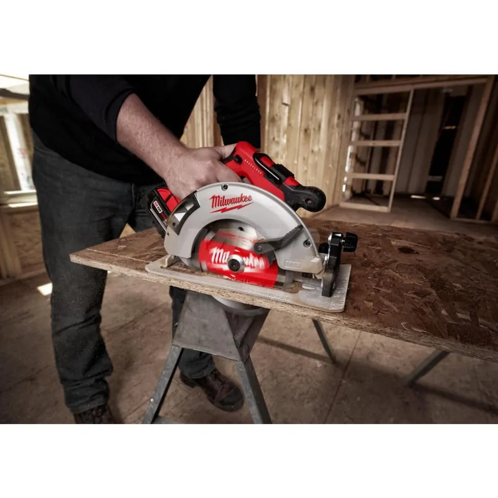 M18™ Brushless 7-1/4" Circular Saw