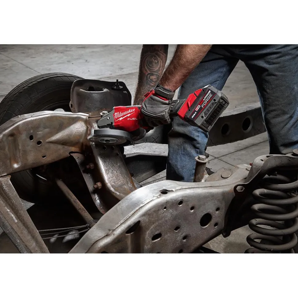 M18 FUEL™ 4-1/2"-6" Braking Grinder, Paddle Switch