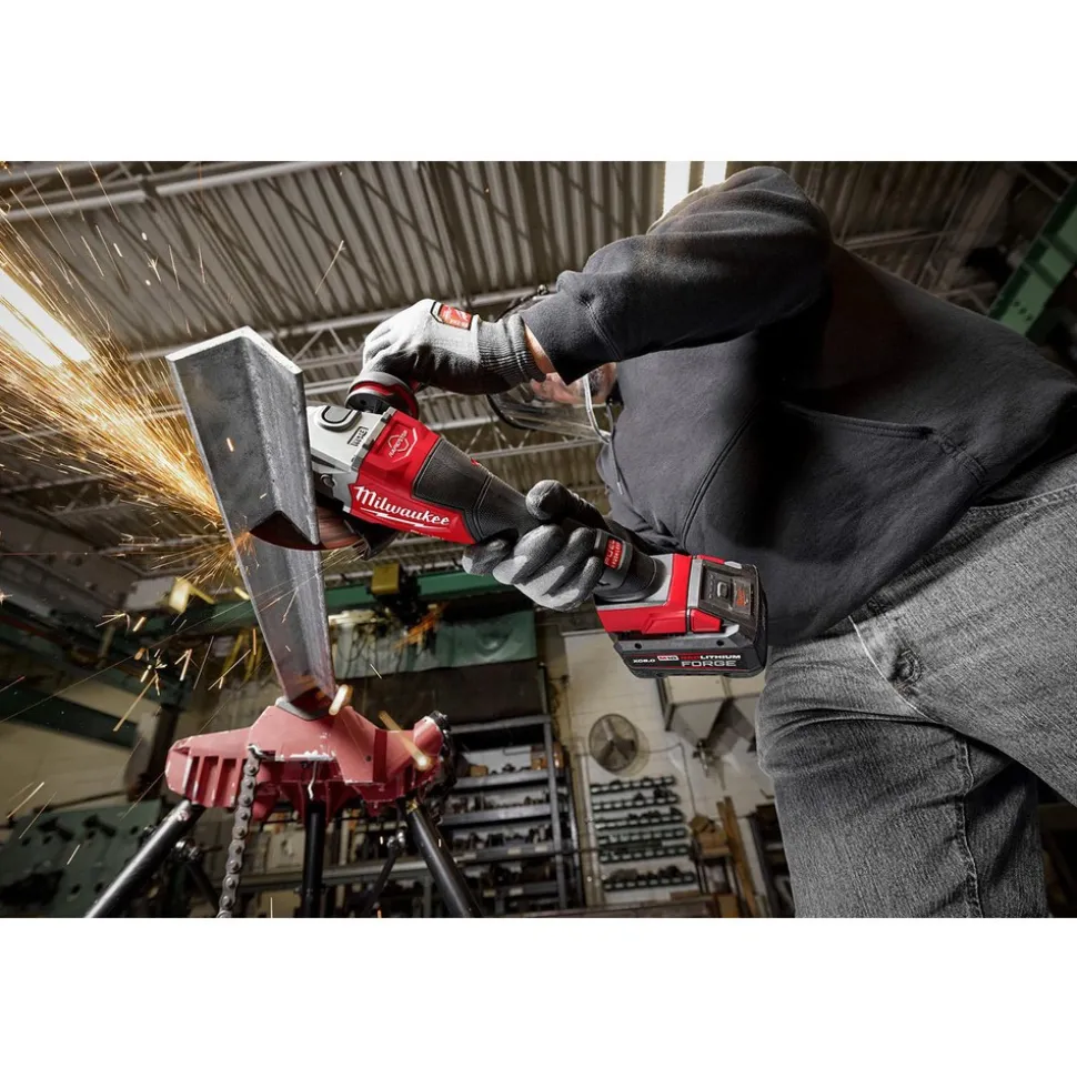 M18 FUEL™ 4-1/2"-6" Braking Grinder, Paddle Switch