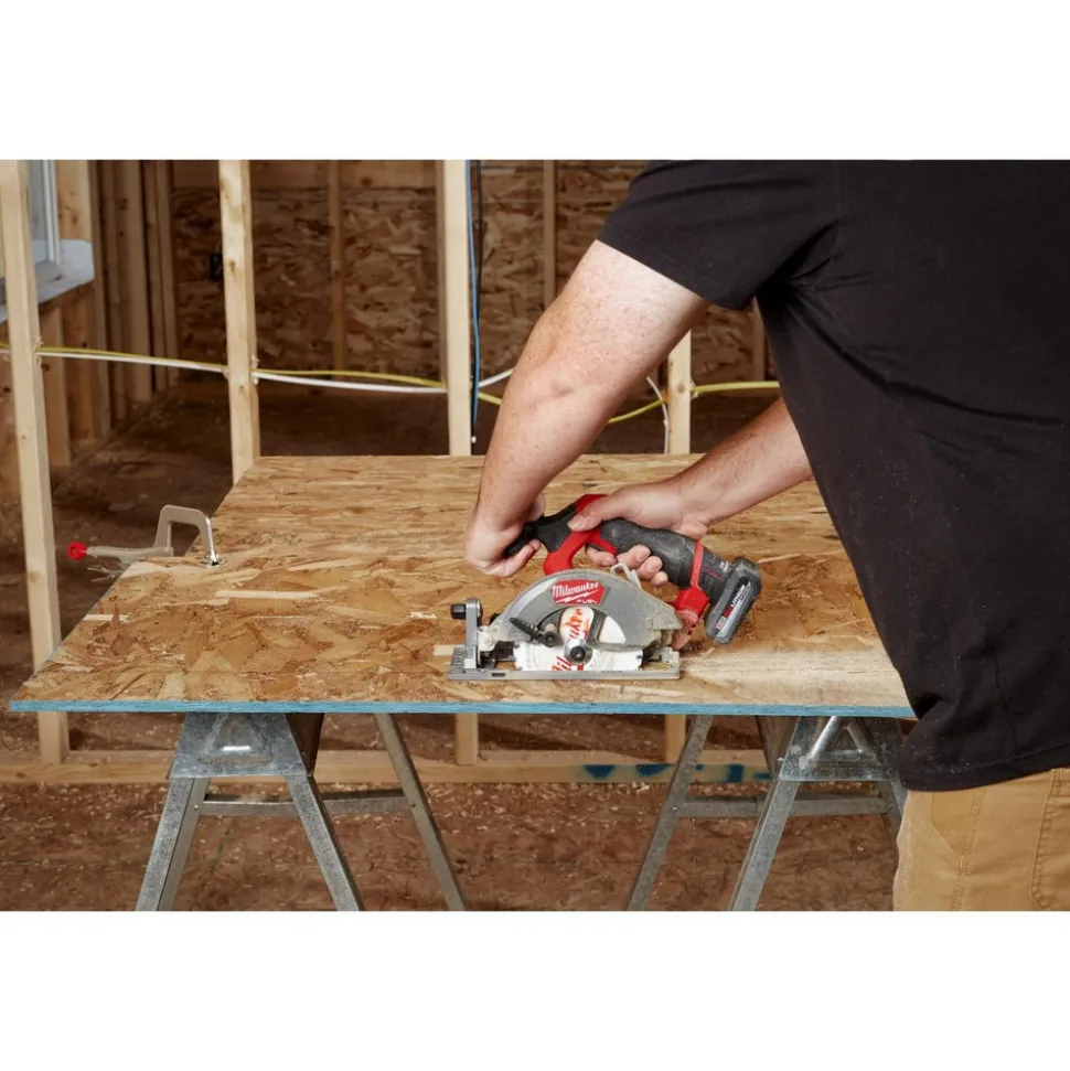 M12 FUEL™ 5-3/8" Circular Saw