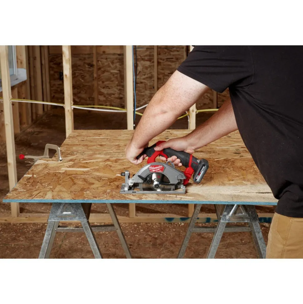 M12 FUEL™ 5-3/8" Circular Saw