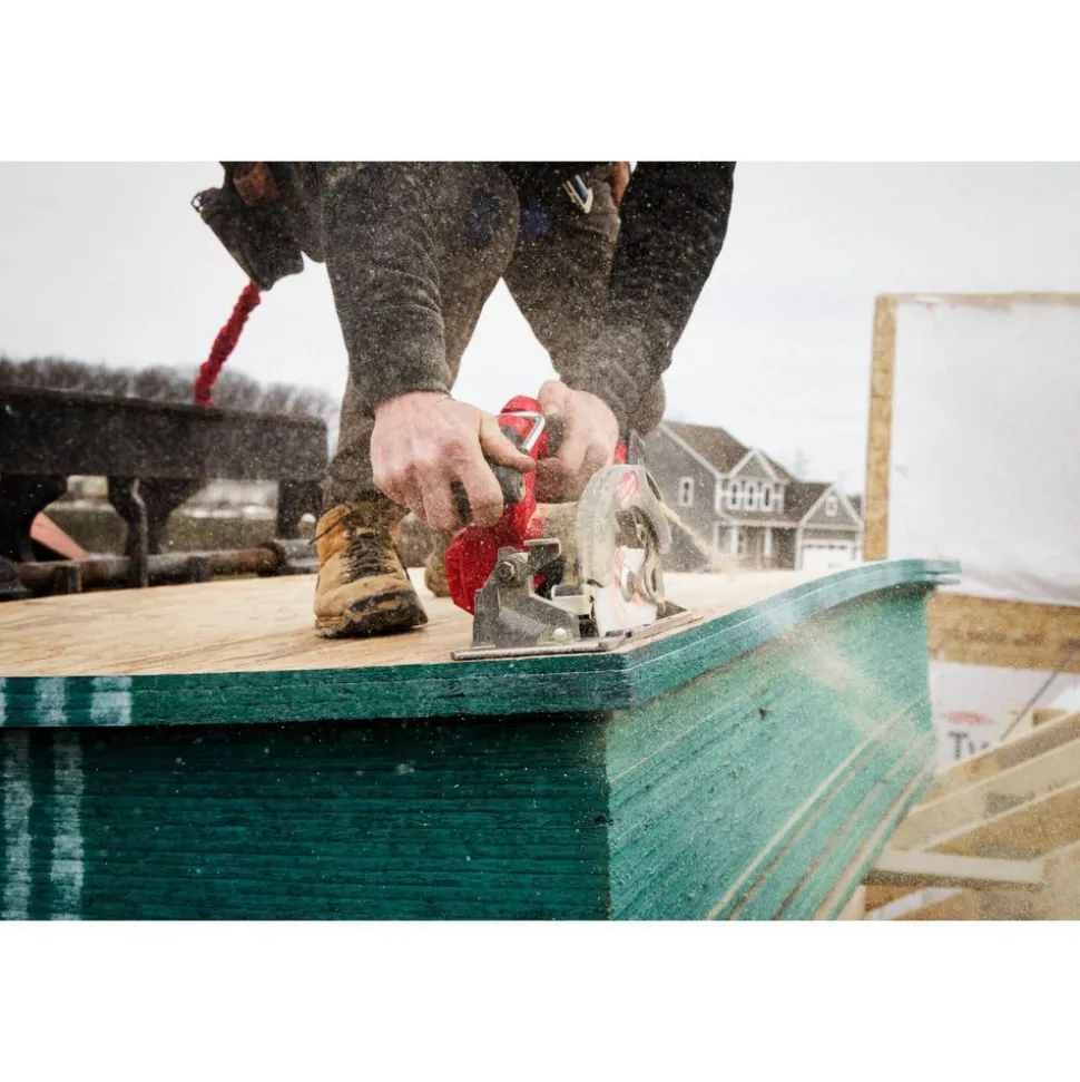 M18 FUEL™ 6-1/2" Circular Saw (Bare Tool)