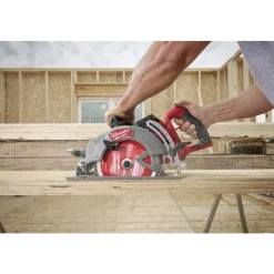 M18 FUEL™ 7-1/4" Rear Handle Circular Saw