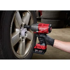 M18 FUEL™ w/ ONE-KEY™ High Torque Impact Wrench 1/2