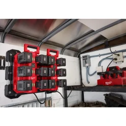 M18™ Six Bay Daisy Chain Rapid Charger w/ PACKOUT™ Compatibility
