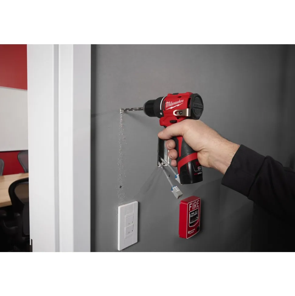 M12™ Subcompact Brushless 3/8" Drill/Driver Kit