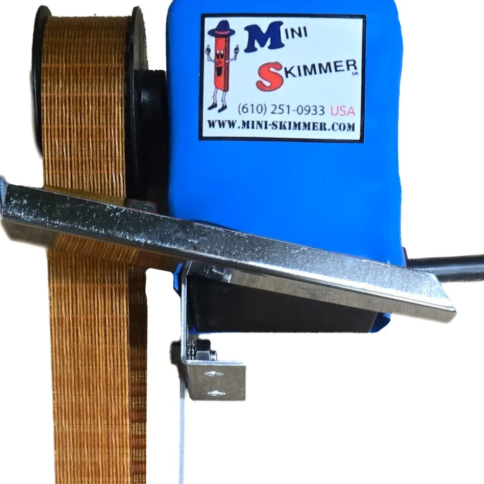 Oil Skimmer: 0.25 GPH, 8.000" Reach
