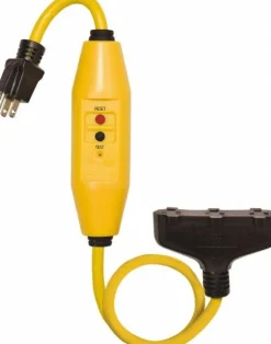 Plug-In GFCI Cord Set: 2' Cord, 15A, 125V
