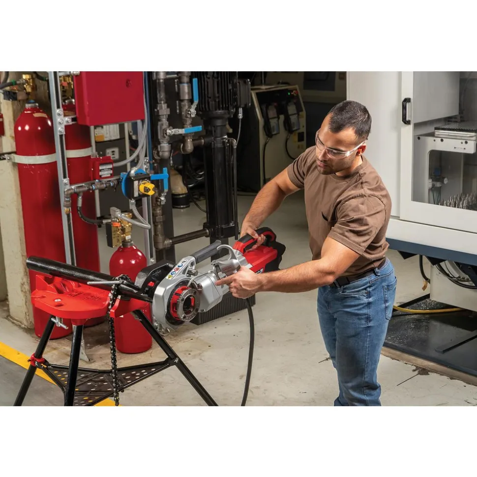 Power Pipe Threaders: Maximum Pipe Capacity: 2 in; For Use With: RIDGID 12R Threading Dies; Voltage: 60.00 V; Includes: 2X 4Ah FXP Batteries, Support Arm, FXP Charger, 760 FXP Power Drive, Case