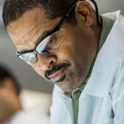 Safety Glasses: Scratch-Resistant, Polycarbonate, Clear Mirror Lenses, Full-Framed