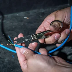Scissors: Steel Blade