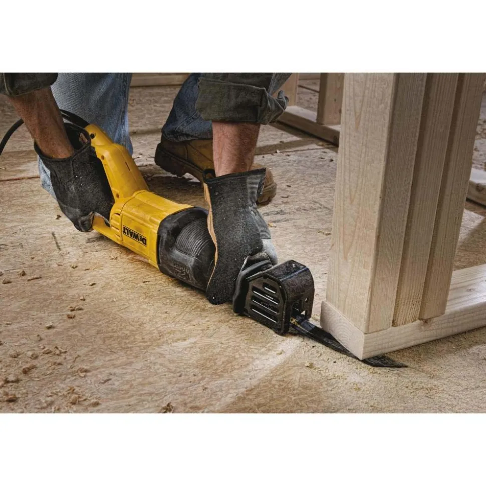 2,900 Strokes per Minute, 1-1/8 Inch Stroke Length, Electric Reciprocating Saw