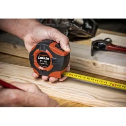 Tape Measure: 26' Long, 1
