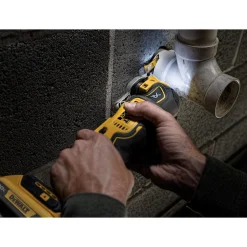 20V MAX XR® Brushless Cordless 3-Speed Oscillating Multi-Tool Kit