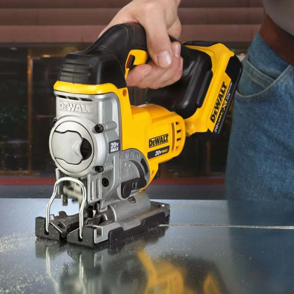 20V 3,000 Strokes/min 1" Stroke Length 90° Max Angle Cordless Jigsaw