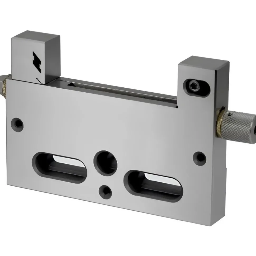 WEDM Vises: Compatible Workpiece Shape: Rectangle, Square; Maximum Clamping Width (mm): 50.00; Maximum Workpiece Weight (kg): 10.00; Tightening Torque (Nm): 10.00