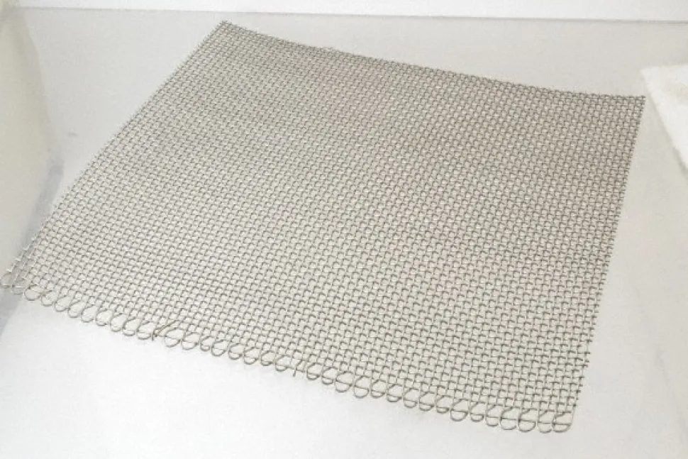 Wire Cloth: 18 Wire Gauge, 0.047" Wire Dia, Stainless Steel