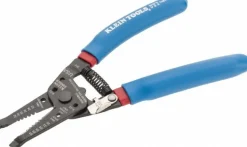 Wire Stripper: 30 AWG Solid & 32 AWG Stranded, 20 AWG Solid & 22 AWG Stranded Max Capacity